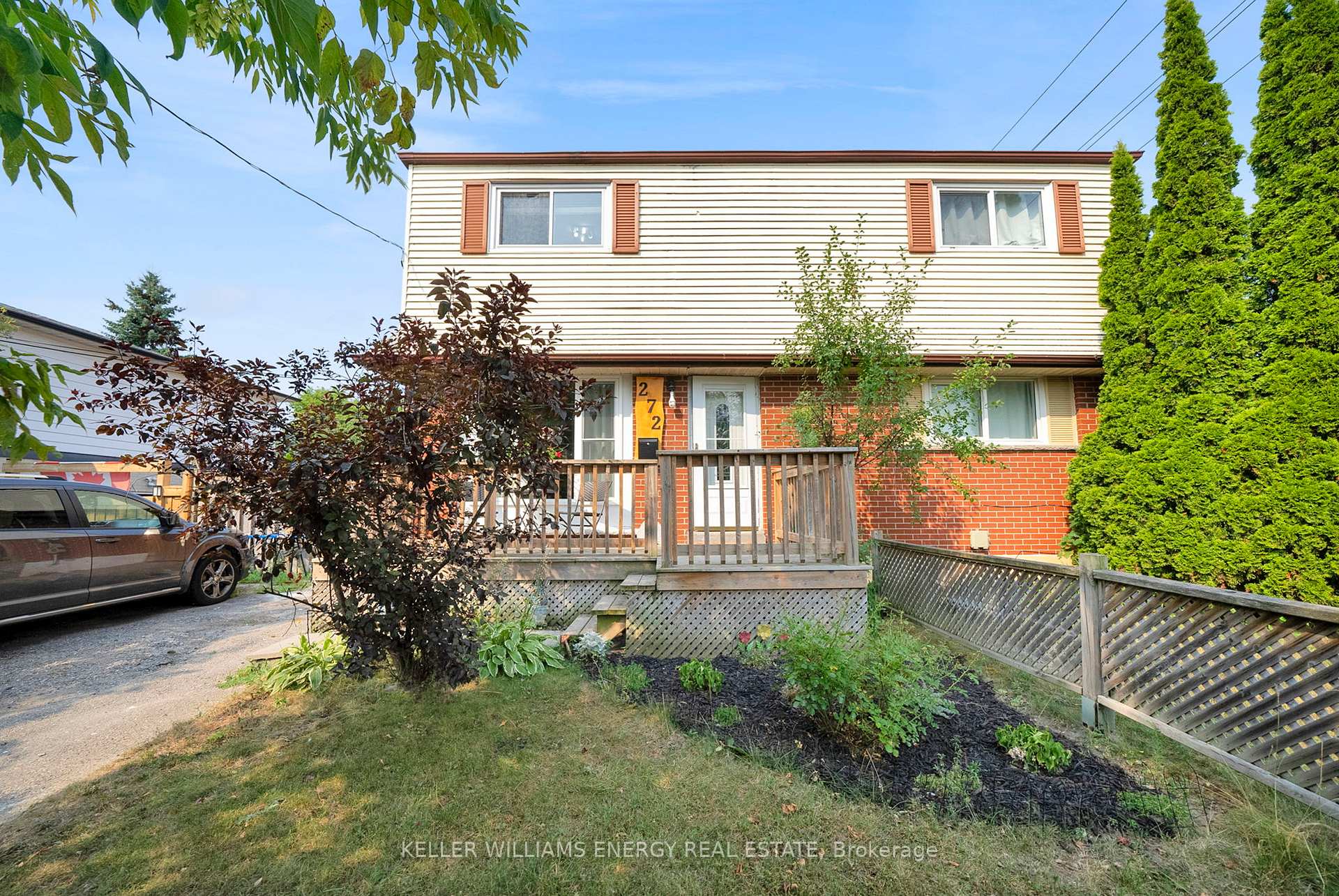 Photo 1 of 272 Durham Court, Oshawa, Vanier — HOMEH