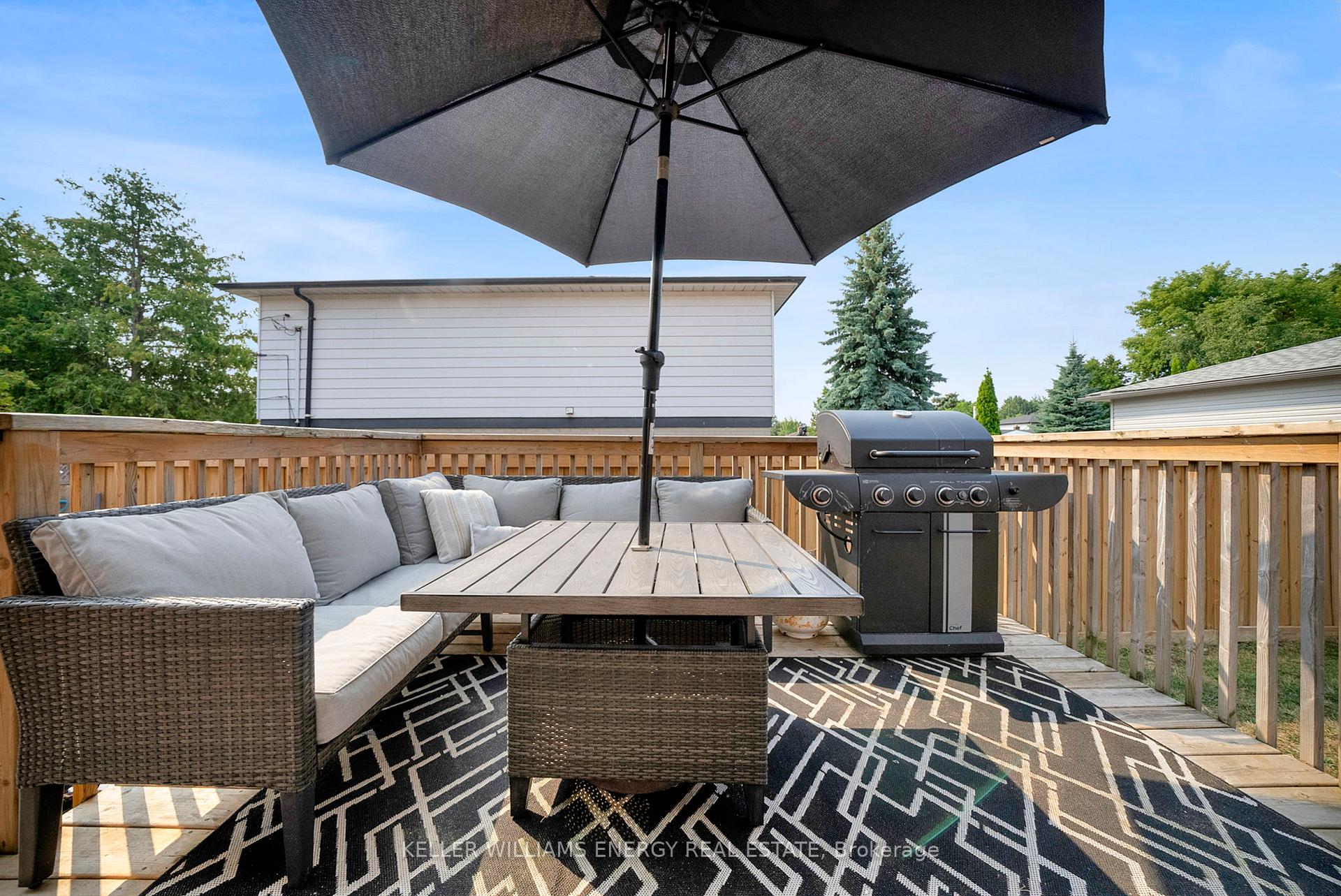 Photo 46 of 272 Durham Court, Oshawa, Vanier — HOMEH