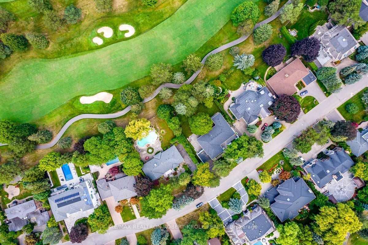 Photo 3 of 55 Fairway Heights Drive, Markham, Bayview Glen — HOMEH