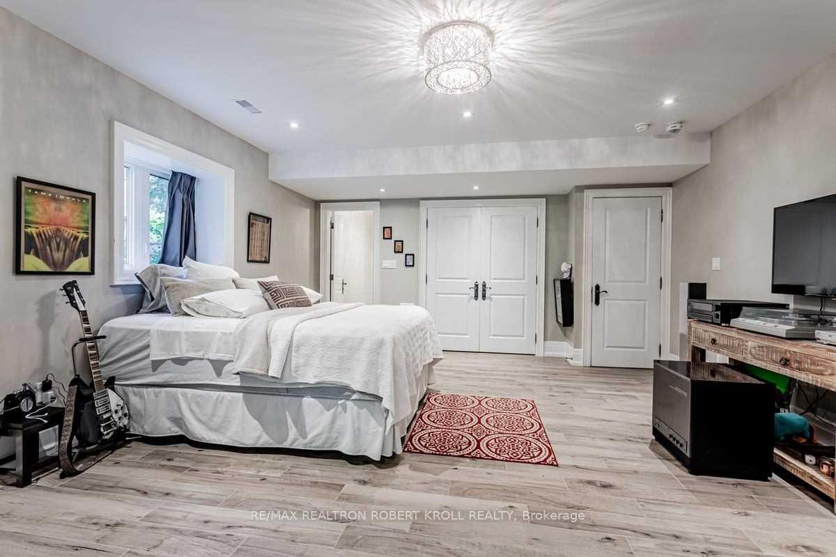 Photo 18 of 55 Fairway Heights Drive, Markham, Bayview Glen — HOMEH