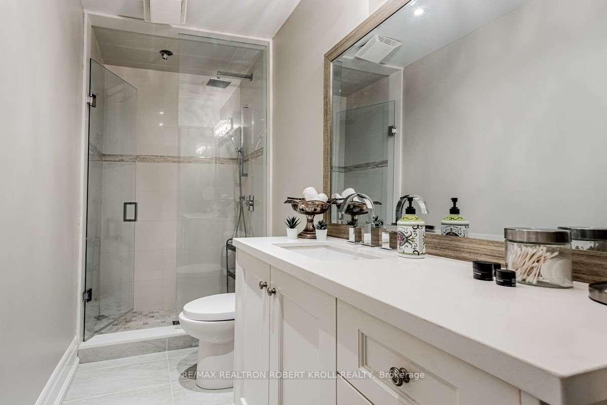 Photo 20 of 55 Fairway Heights Drive, Markham, Bayview Glen — HOMEH