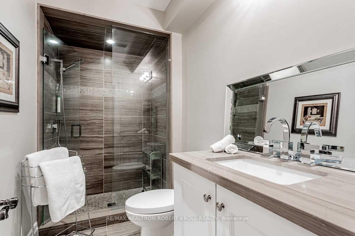 Photo 21 of 55 Fairway Heights Drive, Markham, Bayview Glen — HOMEH