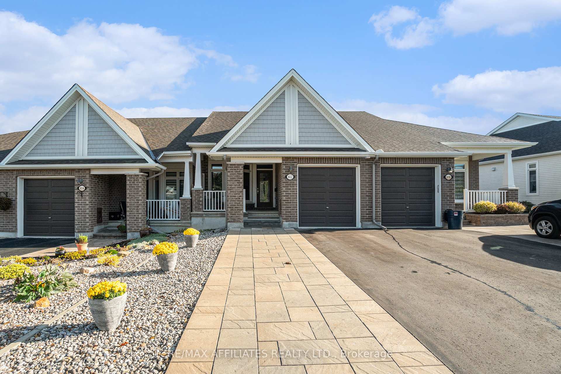 Photo 1 of 812 Tewin Circle, Ottawa, Camelot — HOMEH