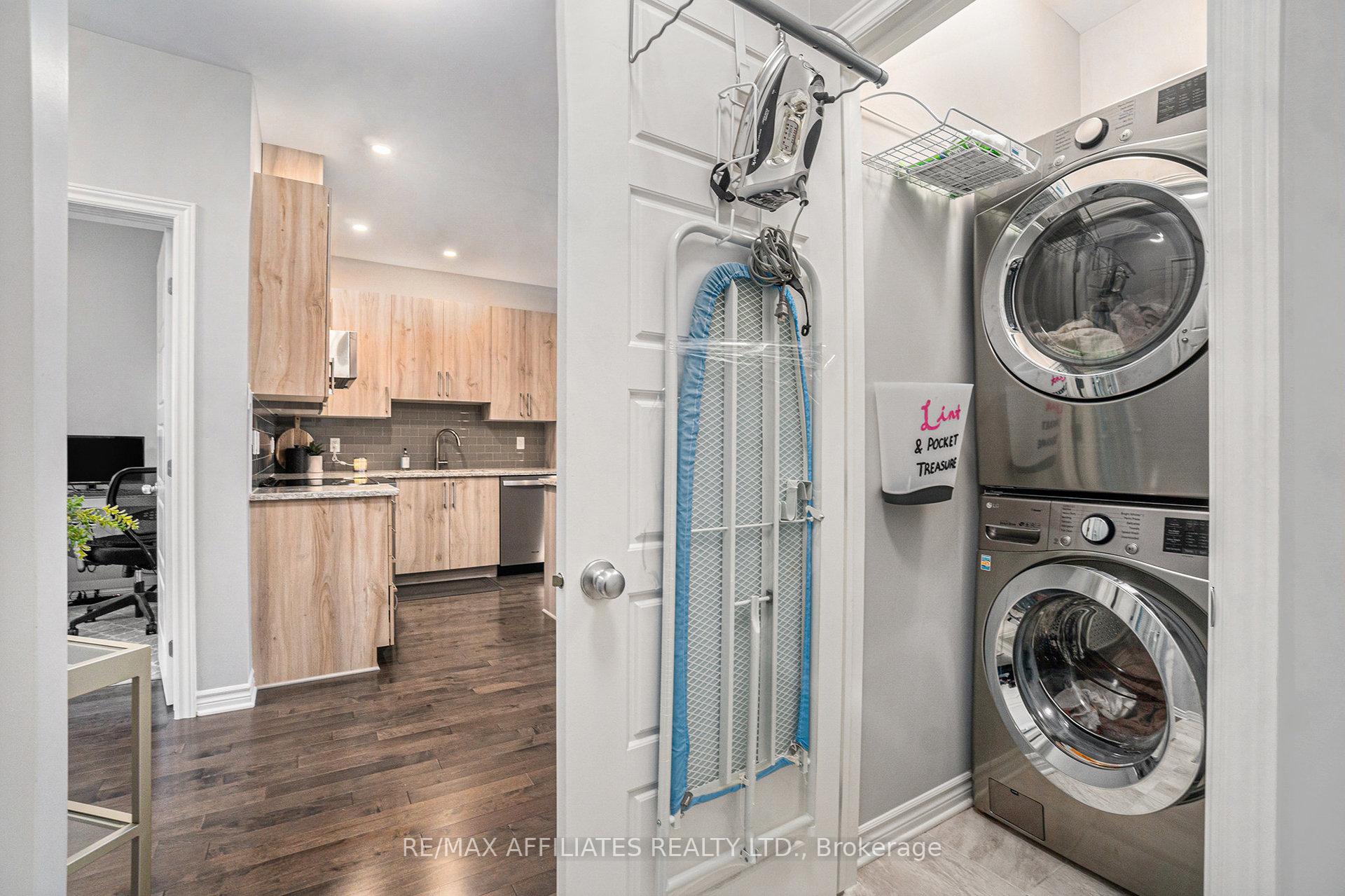 Photo 14 of 812 Tewin Circle, Ottawa, Camelot — HOMEH