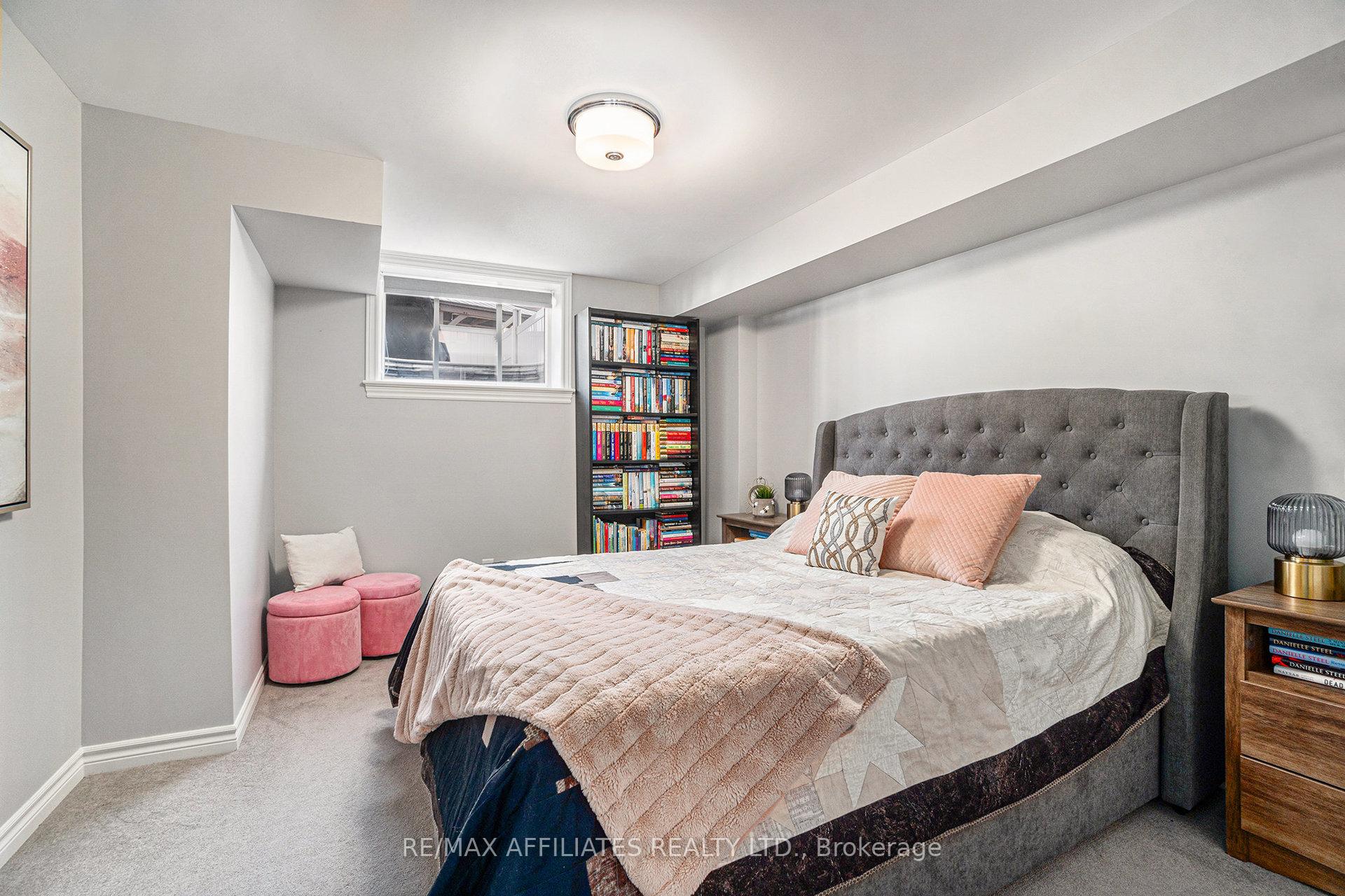 Photo 19 of 812 Tewin Circle, Ottawa, Camelot — HOMEH