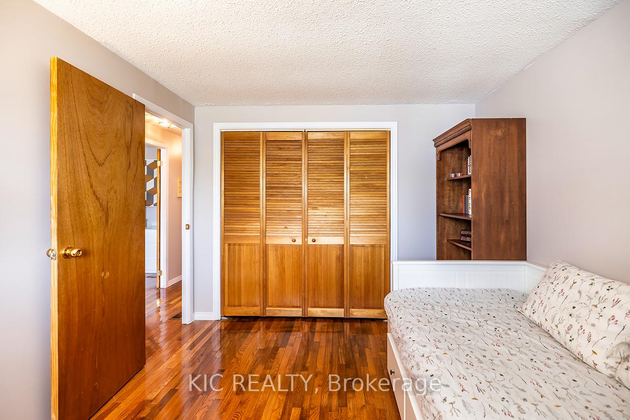 Front of 774 Edna Court
