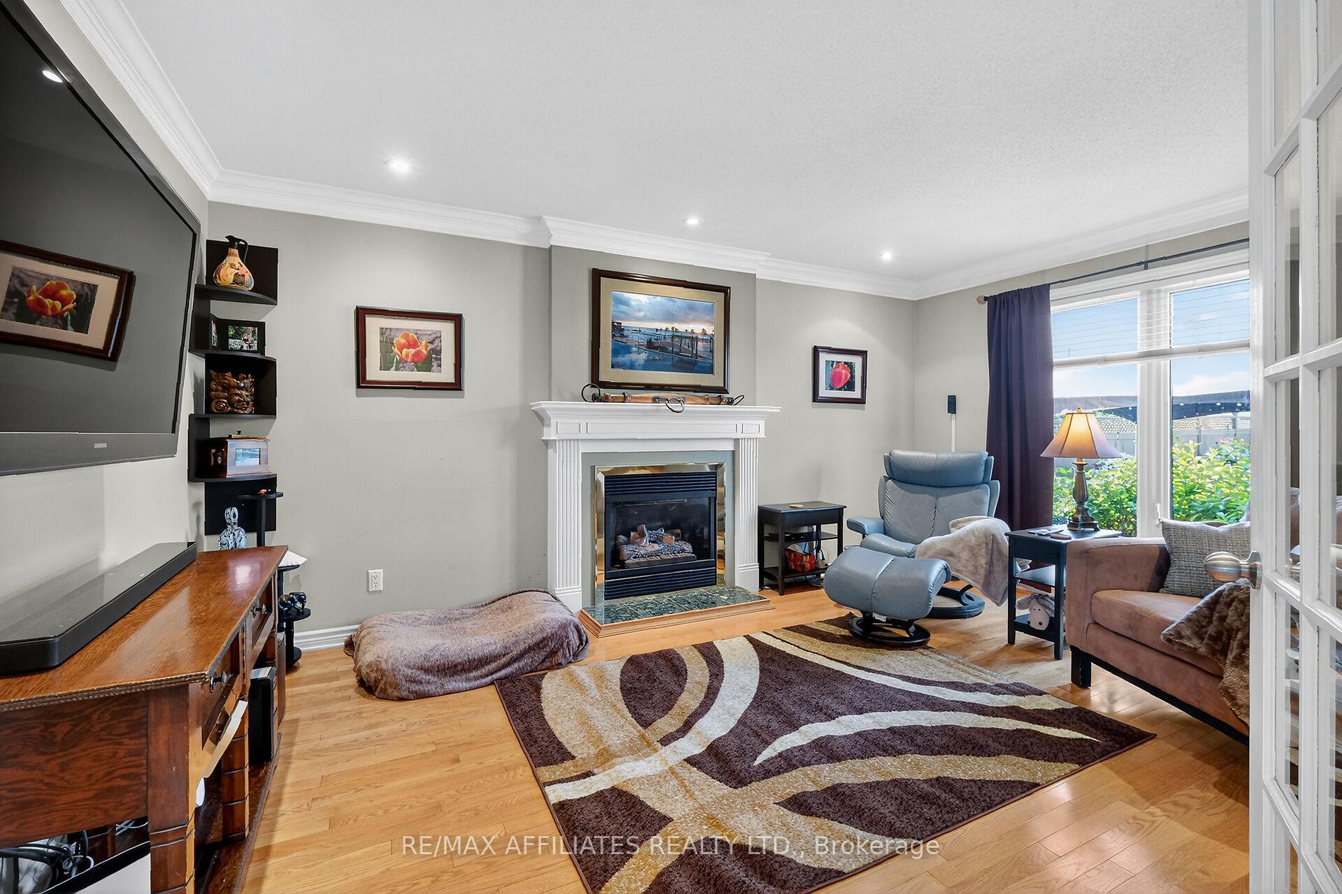 Photo 16 of 560 Falwyn Crescent, Ottawa, Fallingbrook/Ridgemount — HOMEH