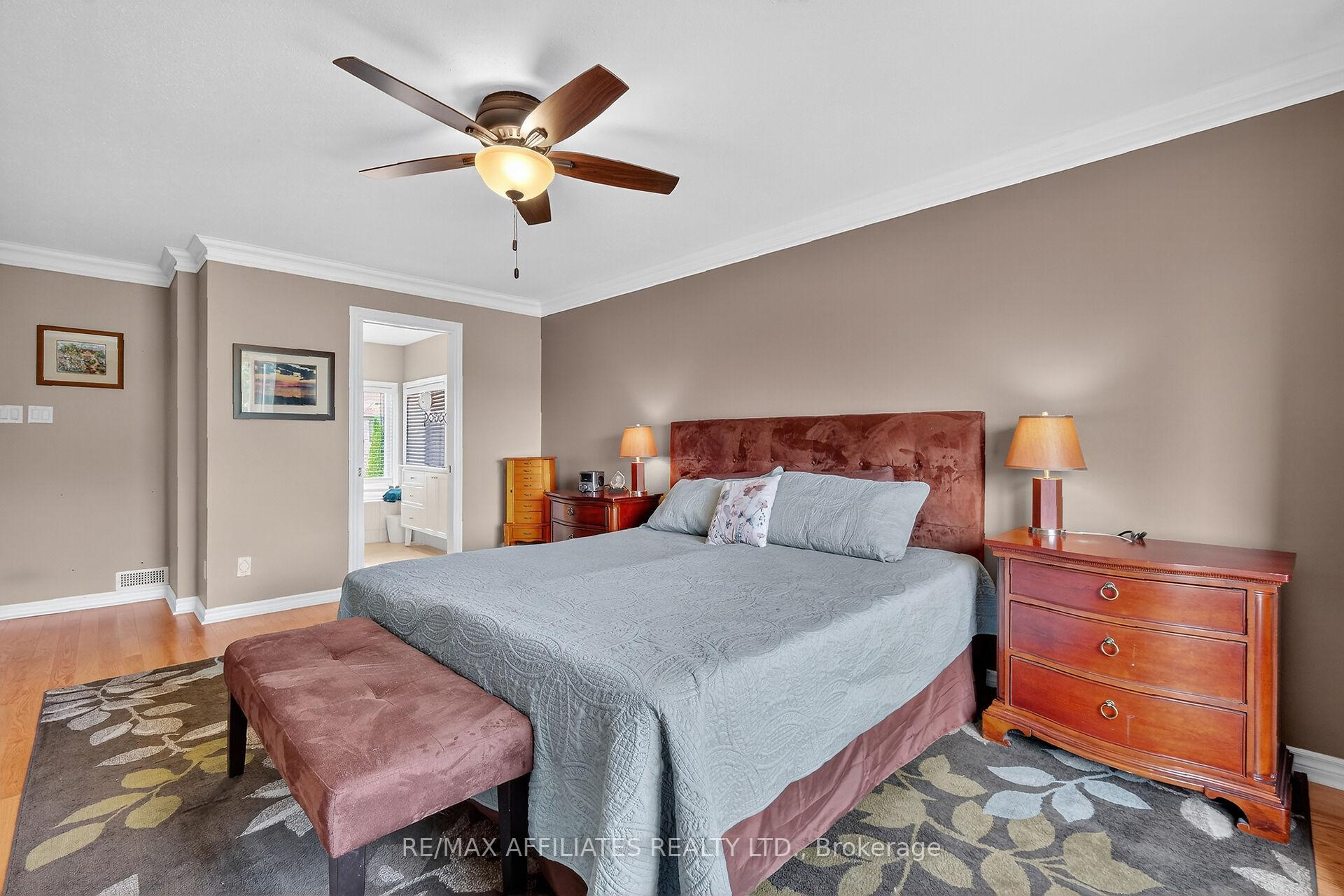 Photo 18 of 560 Falwyn Crescent, Ottawa, Fallingbrook/Ridgemount — HOMEH