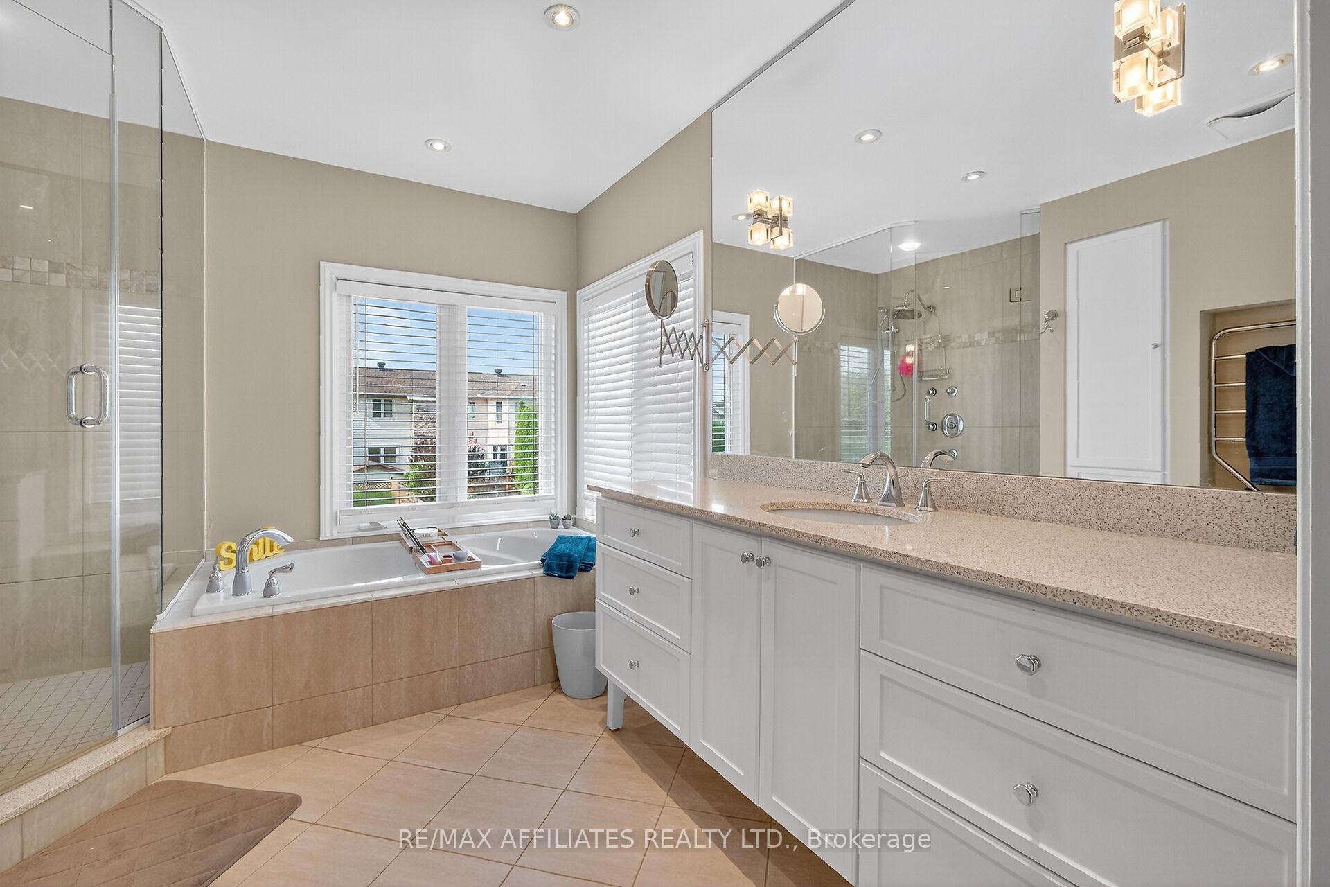 Photo 21 of 560 Falwyn Crescent, Ottawa, Fallingbrook/Ridgemount — HOMEH