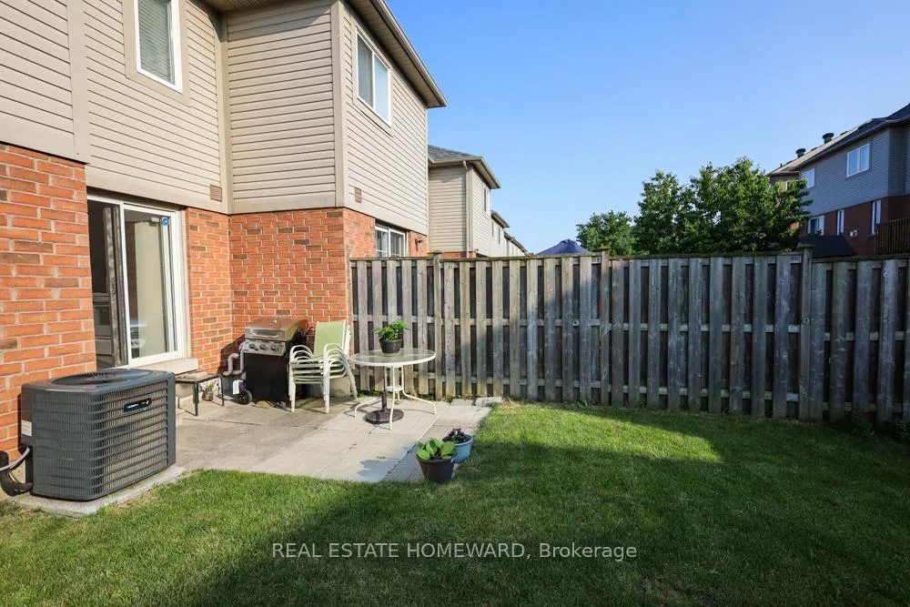 Photo 46 of 29 Beer Crescent, Ajax, South East — HOMEH