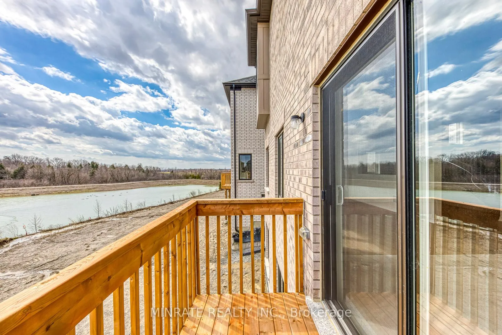 Photo 35 of 681 Catalina Manor, Pickering, Rural Pickering — HOMEH