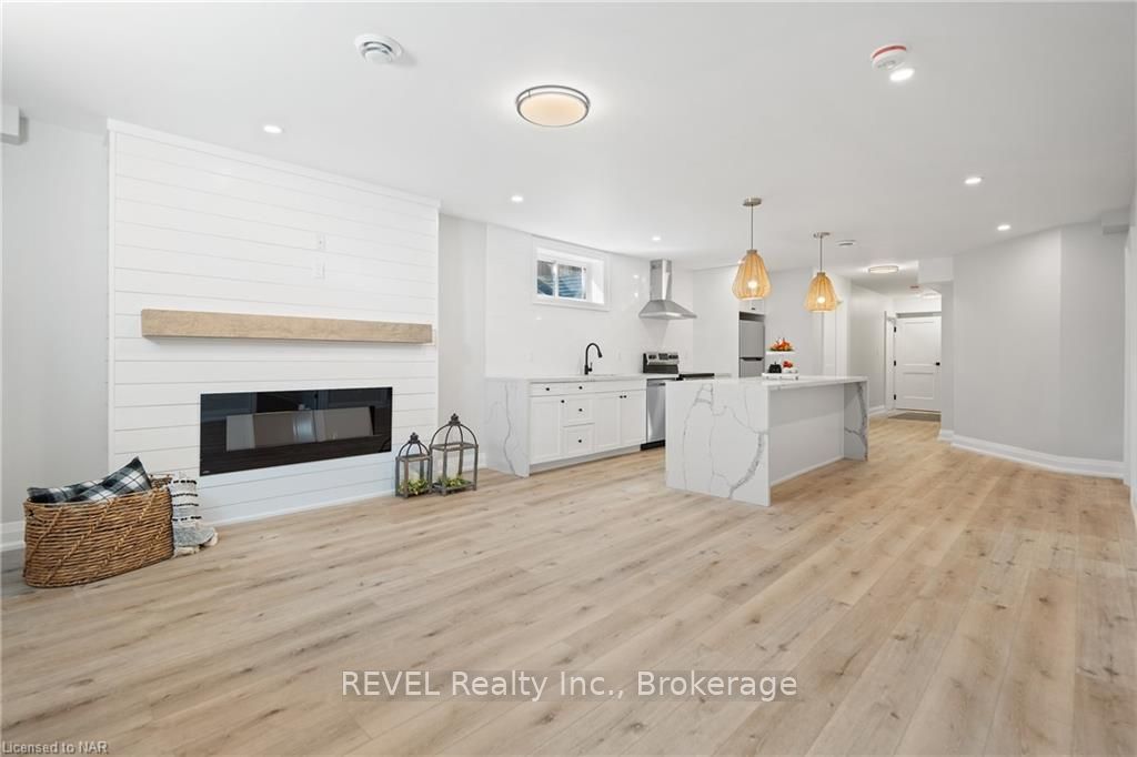Photo 9 of 162 Canboro Road, Pelham, Fonthill — HOMEH