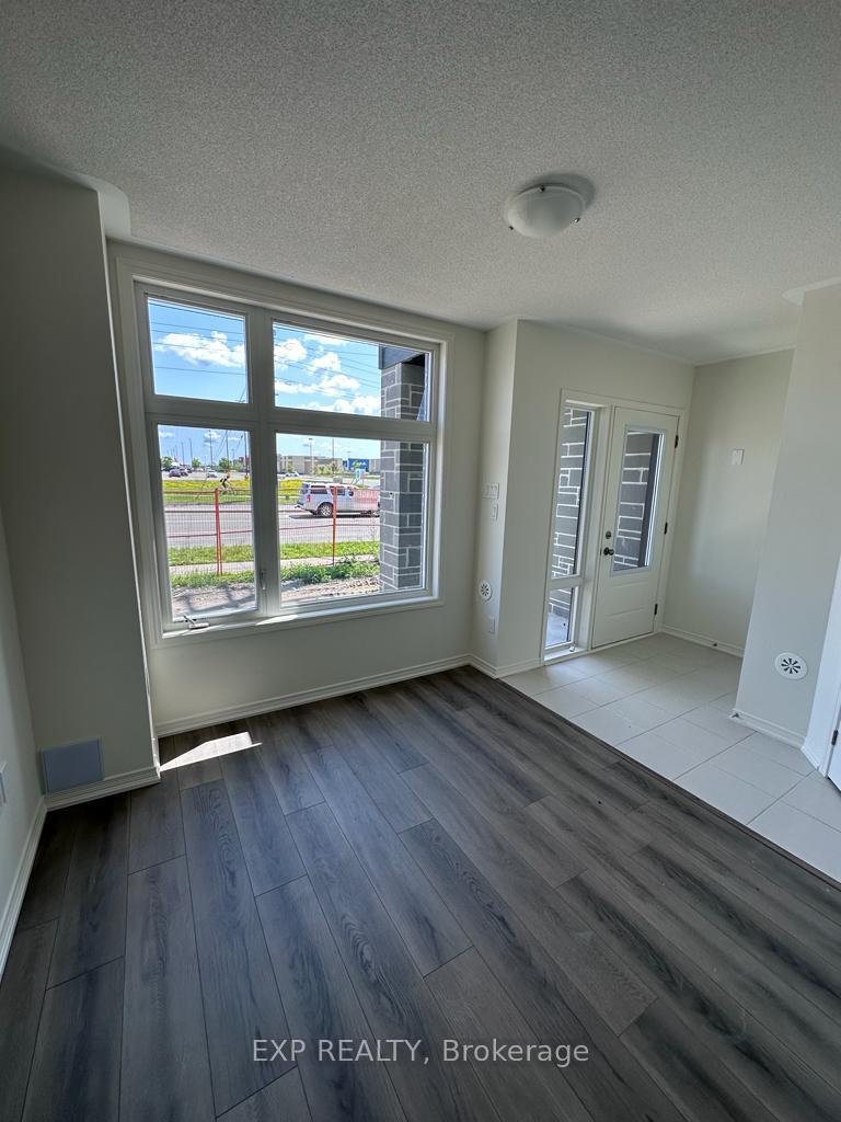Photo 3 of 1469 Grand Prairie Path, Oshawa, Taunton — HOMEH