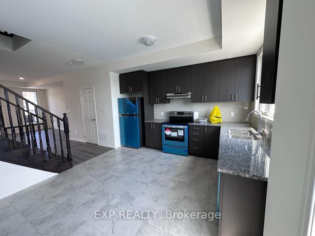 Photo 8 of 1469 Grand Prairie Path, Oshawa, Taunton — HOMEH