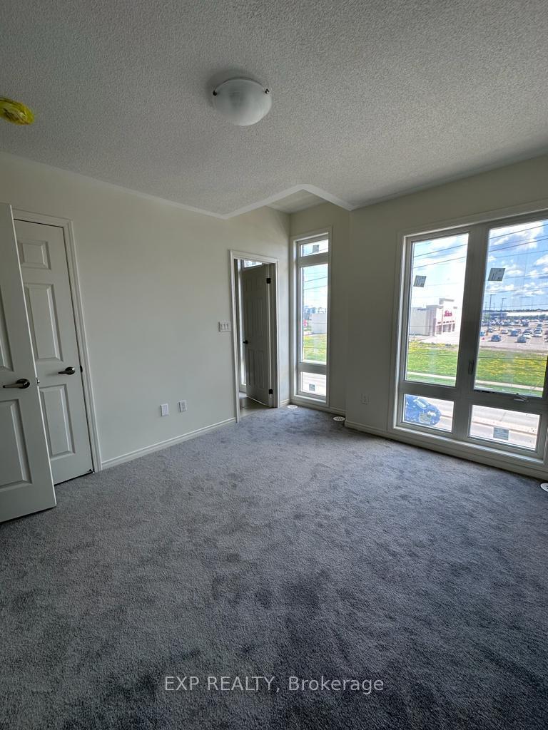 Photo 19 of 1469 Grand Prairie Path, Oshawa, Taunton — HOMEH