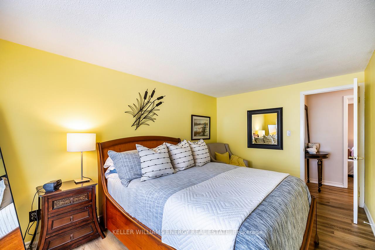 Photo 34 of 1118 Lobelia Court, Oshawa, Centennial — HOMEH