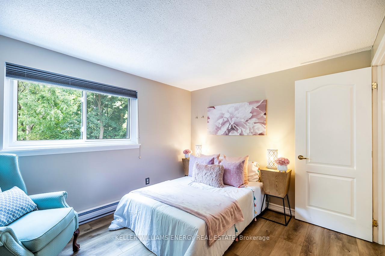 Photo 36 of 1118 Lobelia Court, Oshawa, Centennial — HOMEH