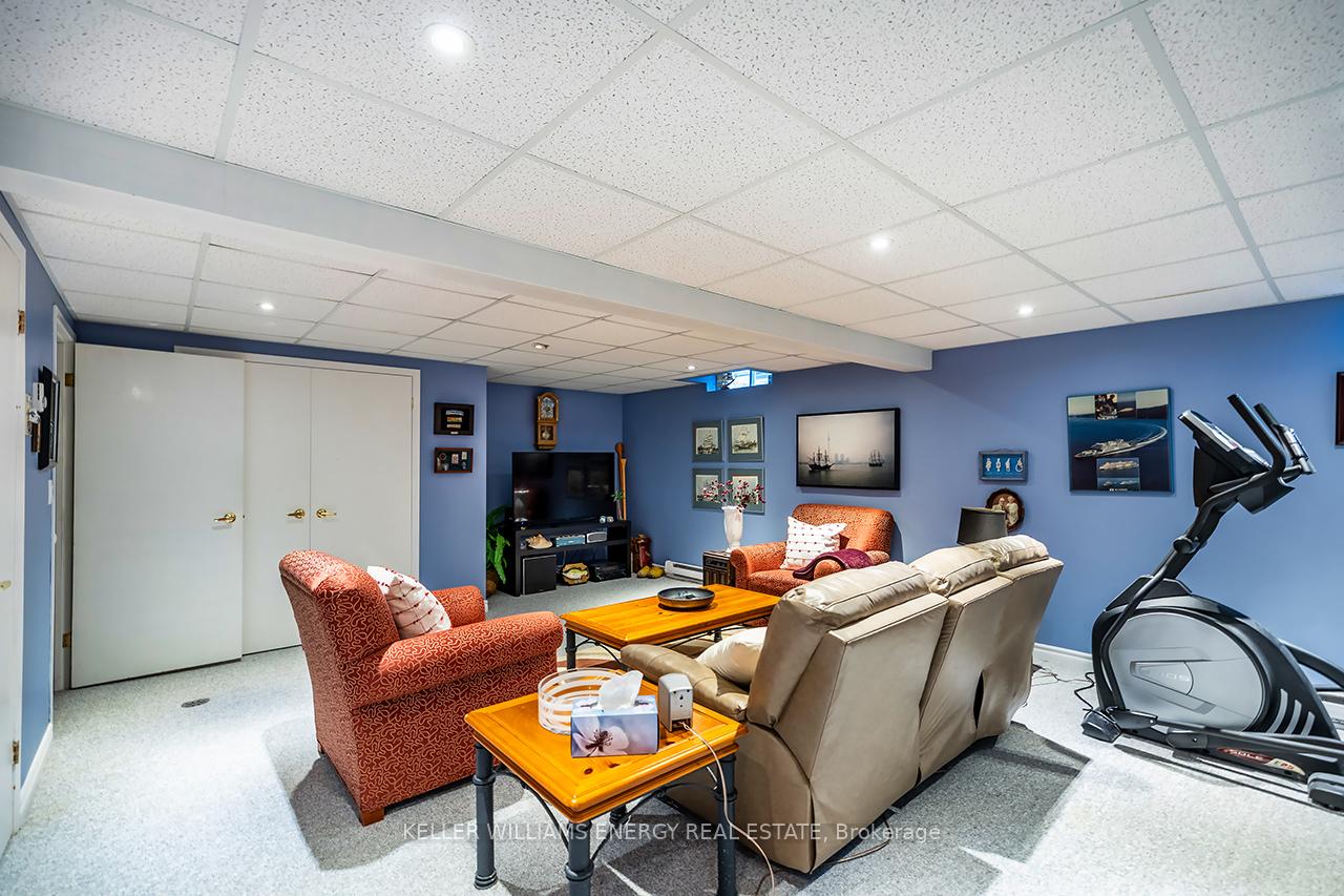 Photo 37 of 1118 Lobelia Court, Oshawa, Centennial — HOMEH