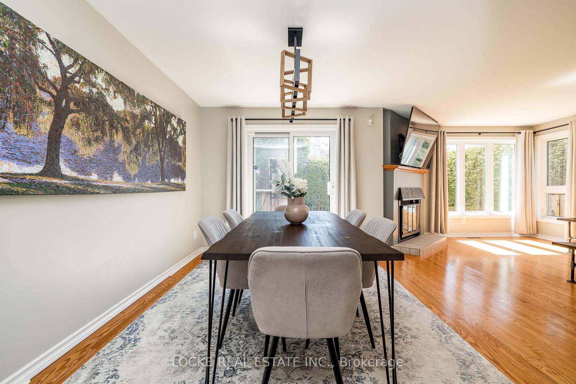 Photo 10 of 6076 Ridgelea Place, Ottawa, Chapel Hill — HOMEH