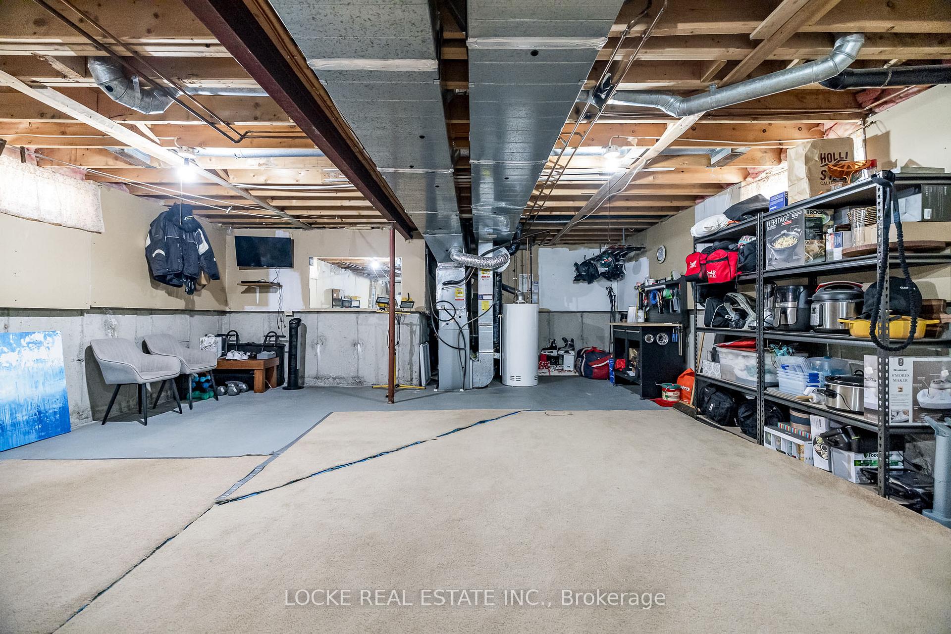 Photo 32 of 6076 Ridgelea Place, Ottawa, Chapel Hill — HOMEH