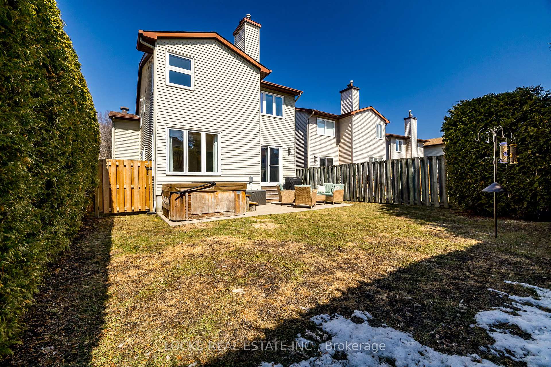 Photo 34 of 6076 Ridgelea Place, Ottawa, Chapel Hill — HOMEH