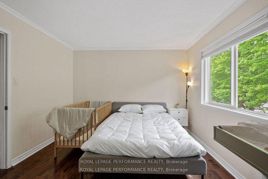Photo 11 of 1453 Lynx Crescent, Ottawa, Fallingbrook/Pineridge — HOMEH