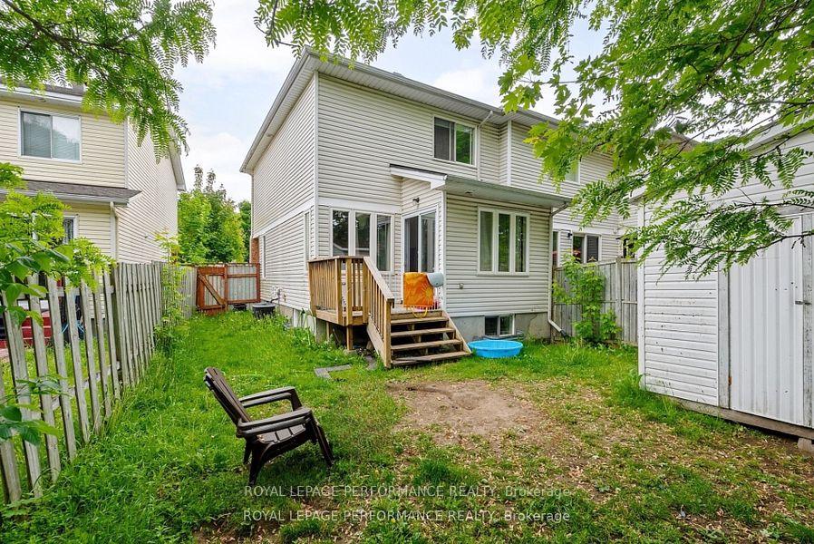 Photo 14 of 1453 Lynx Crescent, Ottawa, Fallingbrook/Pineridge — HOMEH