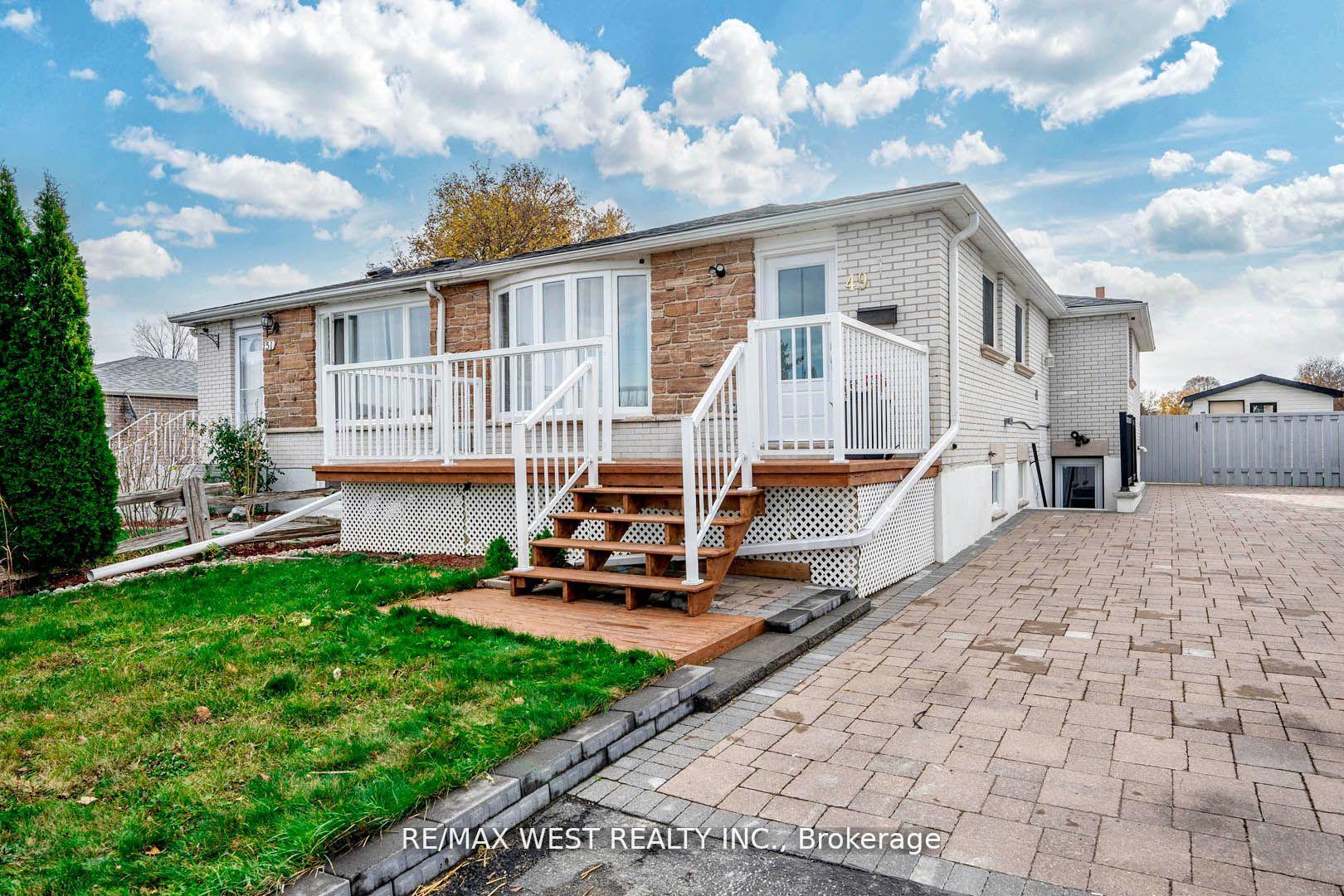 Photo 2 of 49 Park Crescent, New Tecumseth, Tottenham — HOMEH