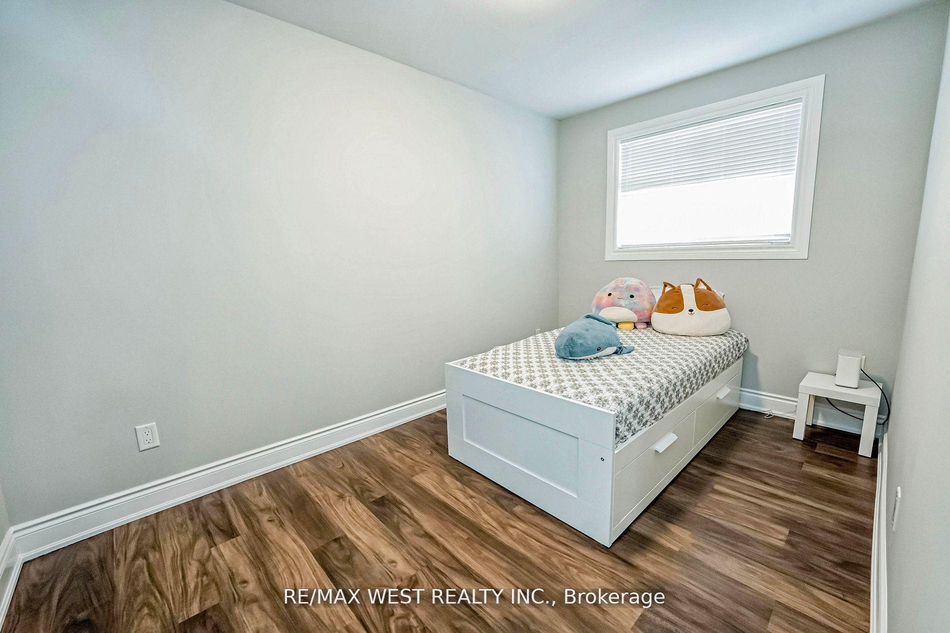 Photo 15 of 49 Park Crescent, New Tecumseth, Tottenham — HOMEH