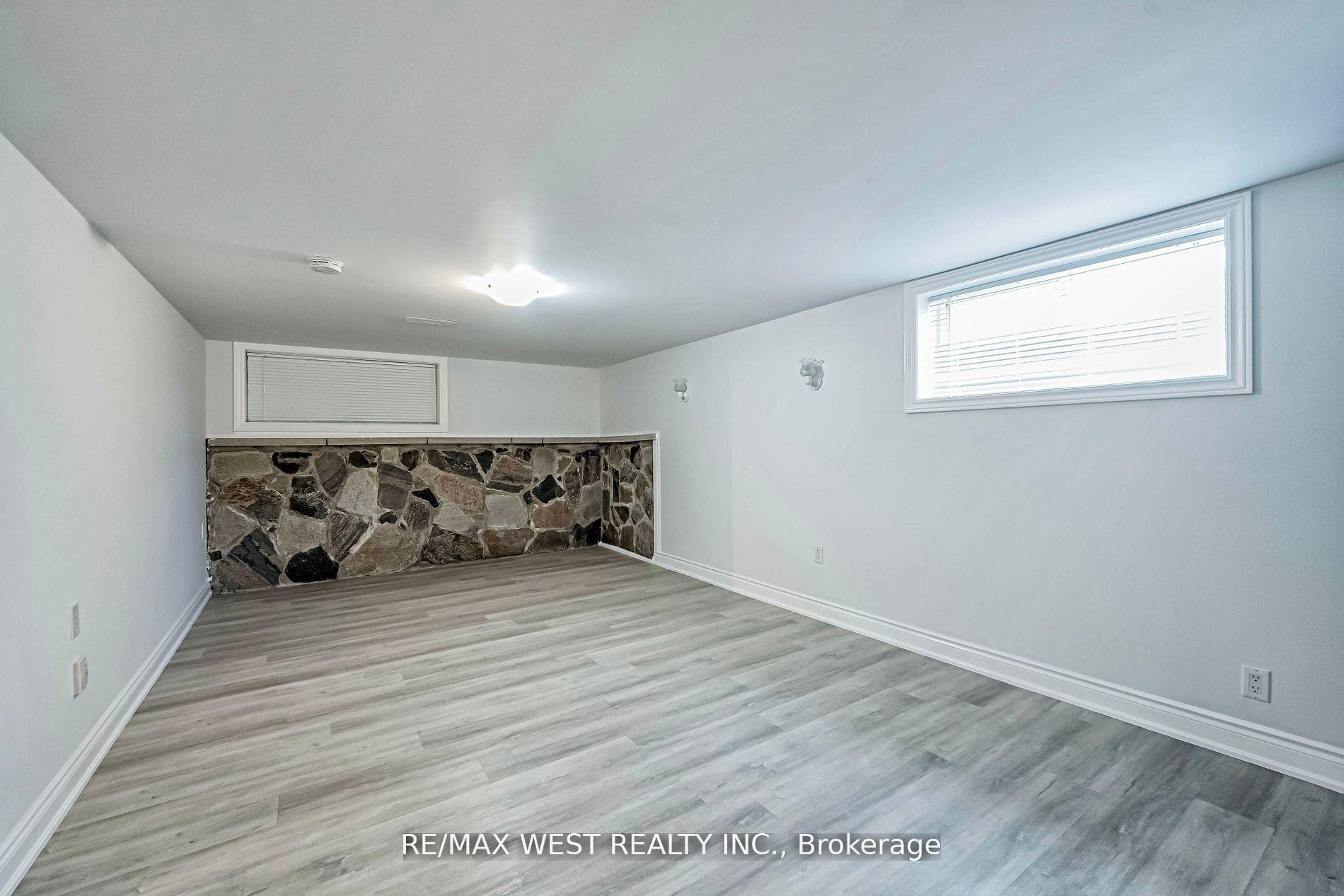 Photo 20 of 49 Park Crescent, New Tecumseth, Tottenham — HOMEH