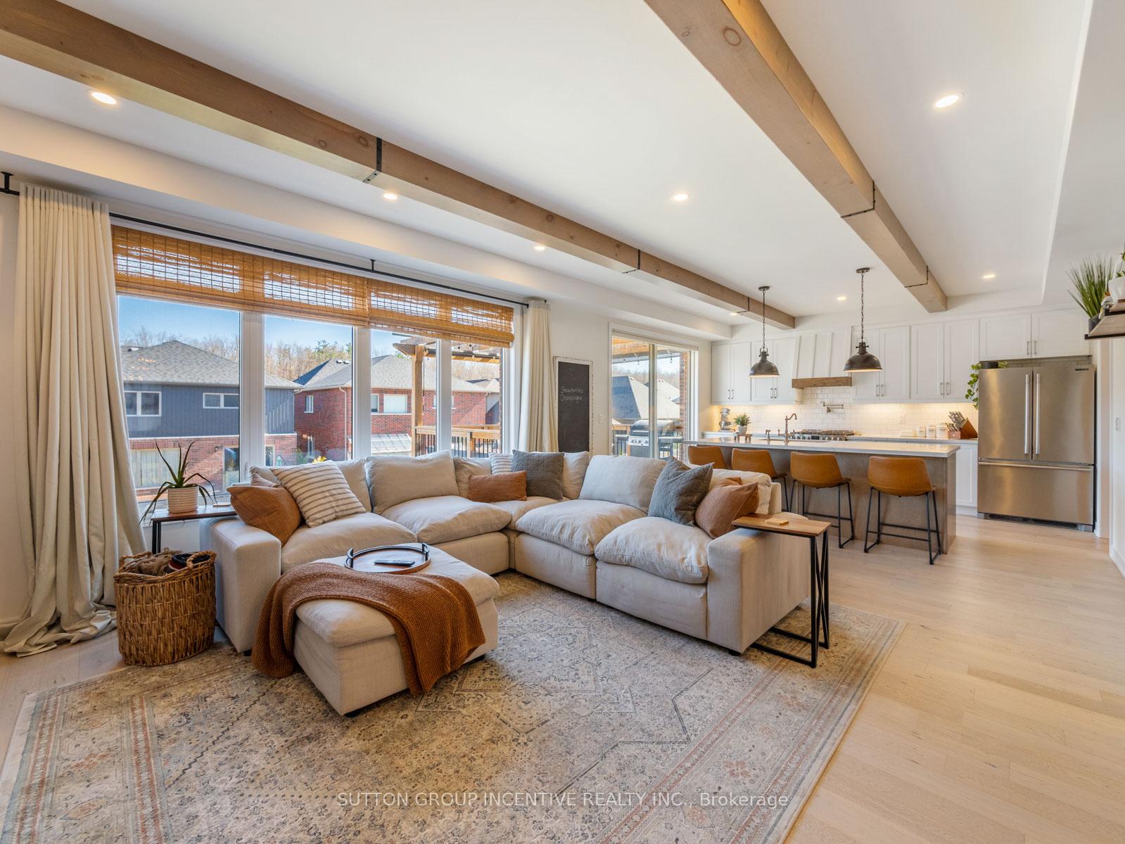 Photo 5 of 3007 Annalysse Drive, Orillia — HOMEH