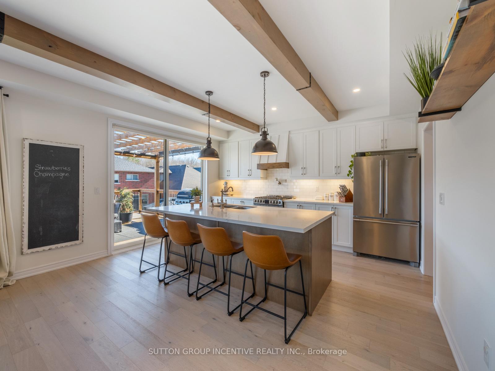 Photo 9 of 3007 Annalysse Drive, Orillia — HOMEH