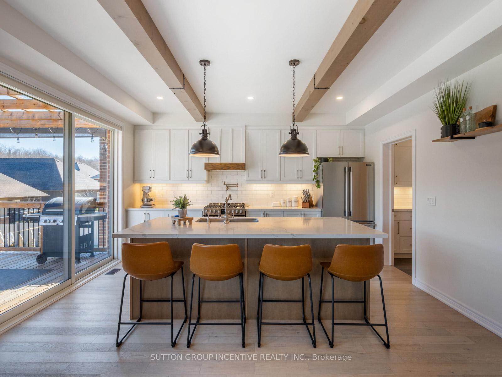 Photo 10 of 3007 Annalysse Drive, Orillia — HOMEH