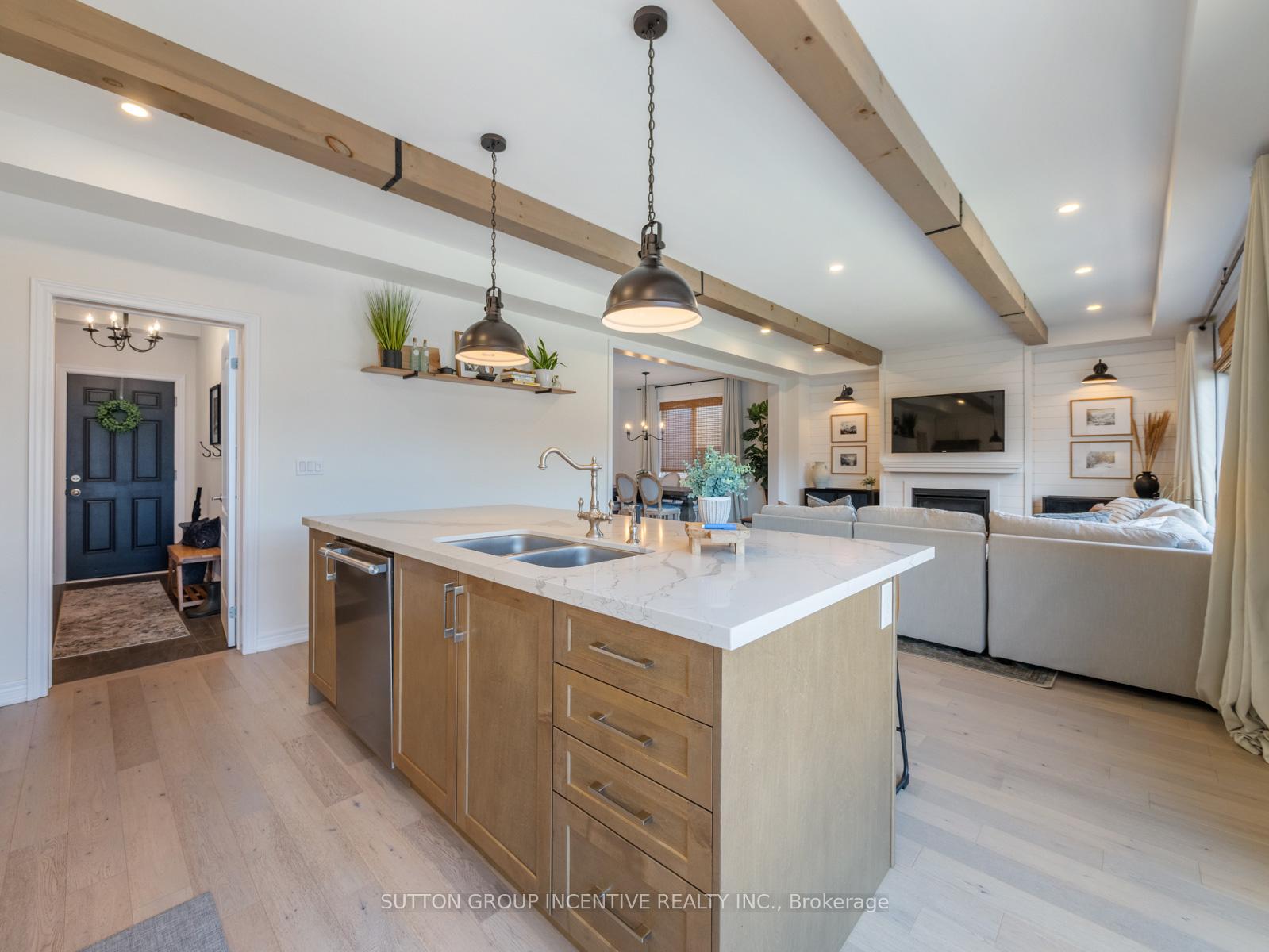 Photo 12 of 3007 Annalysse Drive, Orillia — HOMEH