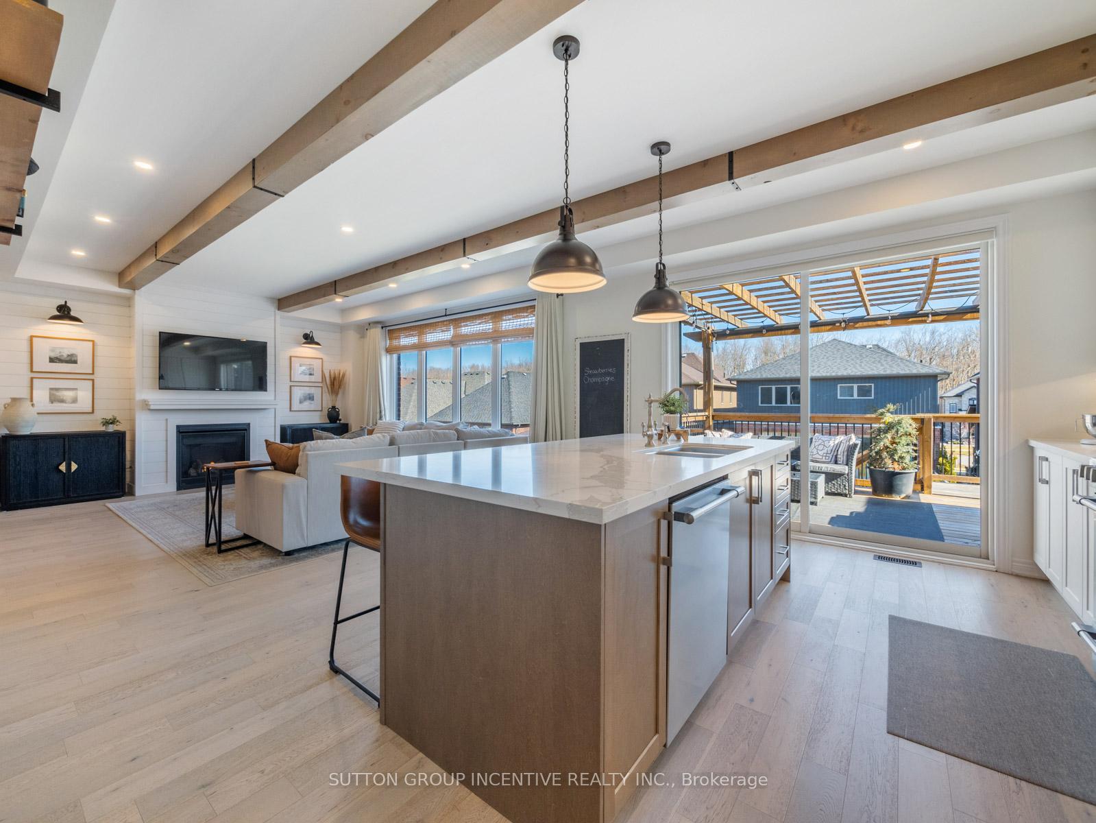 Photo 13 of 3007 Annalysse Drive, Orillia — HOMEH