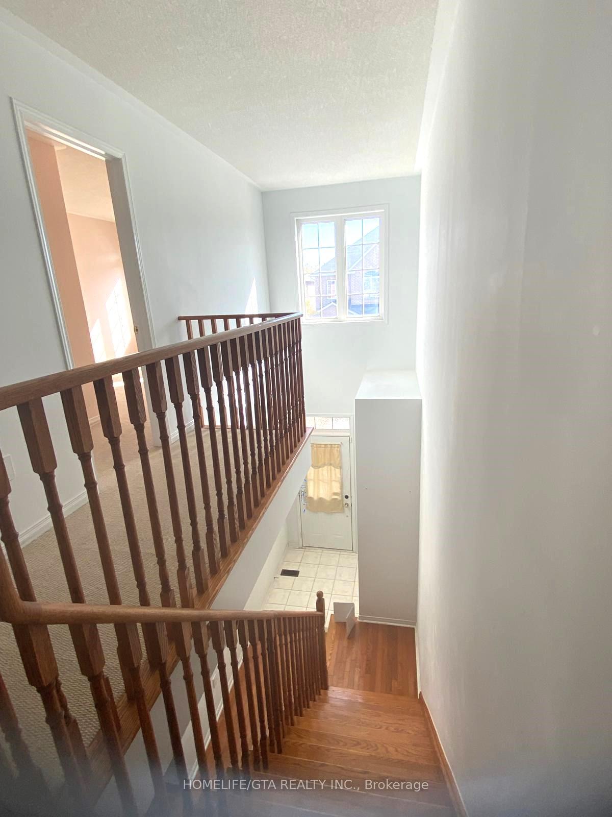 Photo 11 of 16 Voysey Way, Markham, Cedarwood — HOMEH