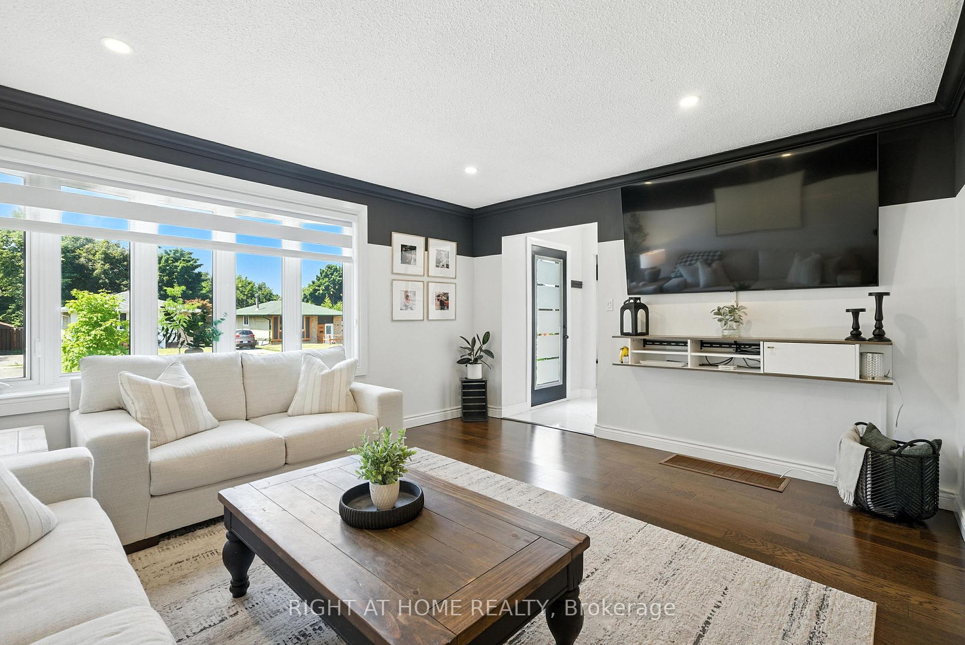 Photo 7 of 589 Annandale Street, Oshawa, Donevan — HOMEH