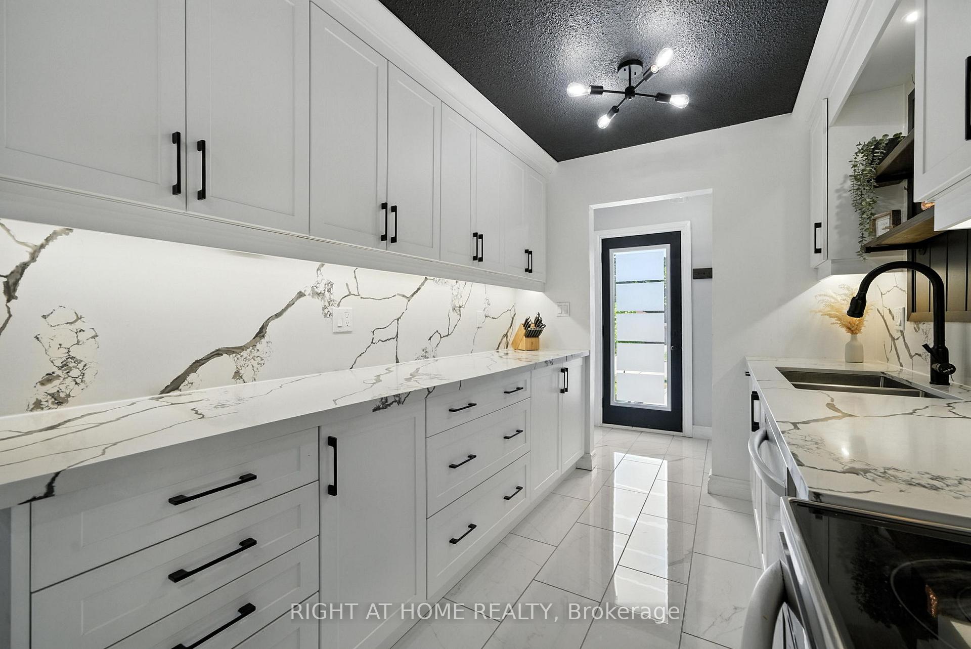 Photo 12 of 589 Annandale Street, Oshawa, Donevan — HOMEH