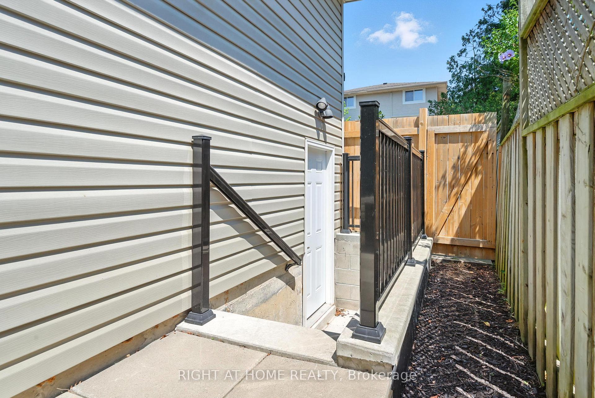 Photo 22 of 589 Annandale Street, Oshawa, Donevan — HOMEH