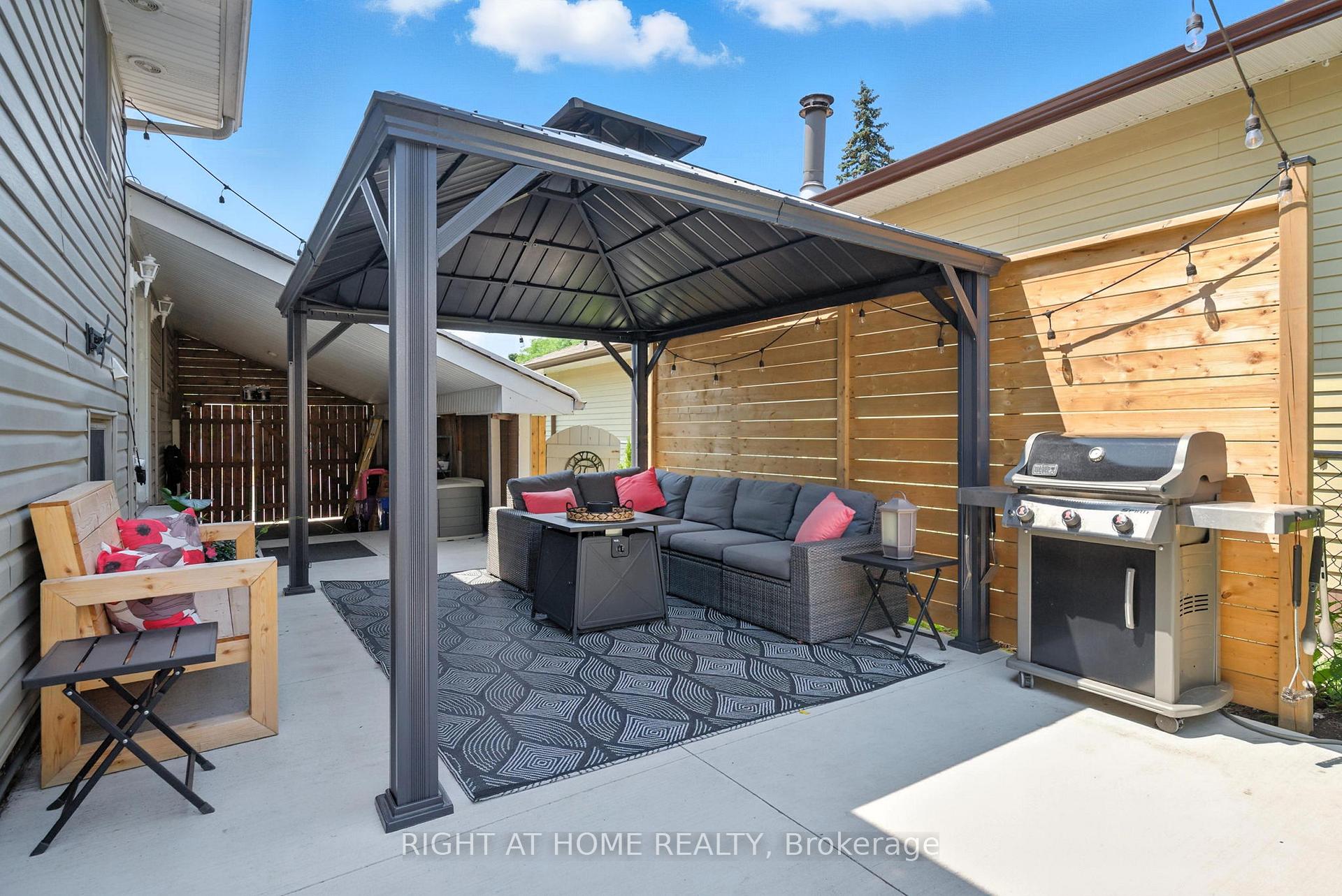 Photo 32 of 589 Annandale Street, Oshawa, Donevan — HOMEH