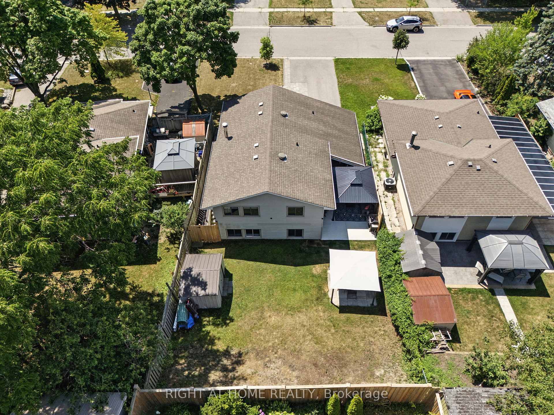 Photo 37 of 589 Annandale Street, Oshawa, Donevan — HOMEH