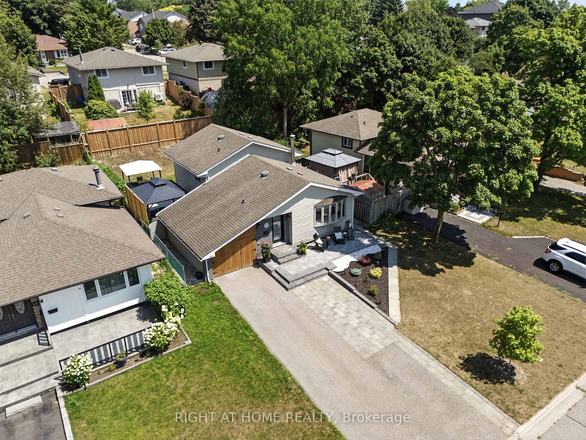 Photo 40 of 589 Annandale Street, Oshawa, Donevan — HOMEH