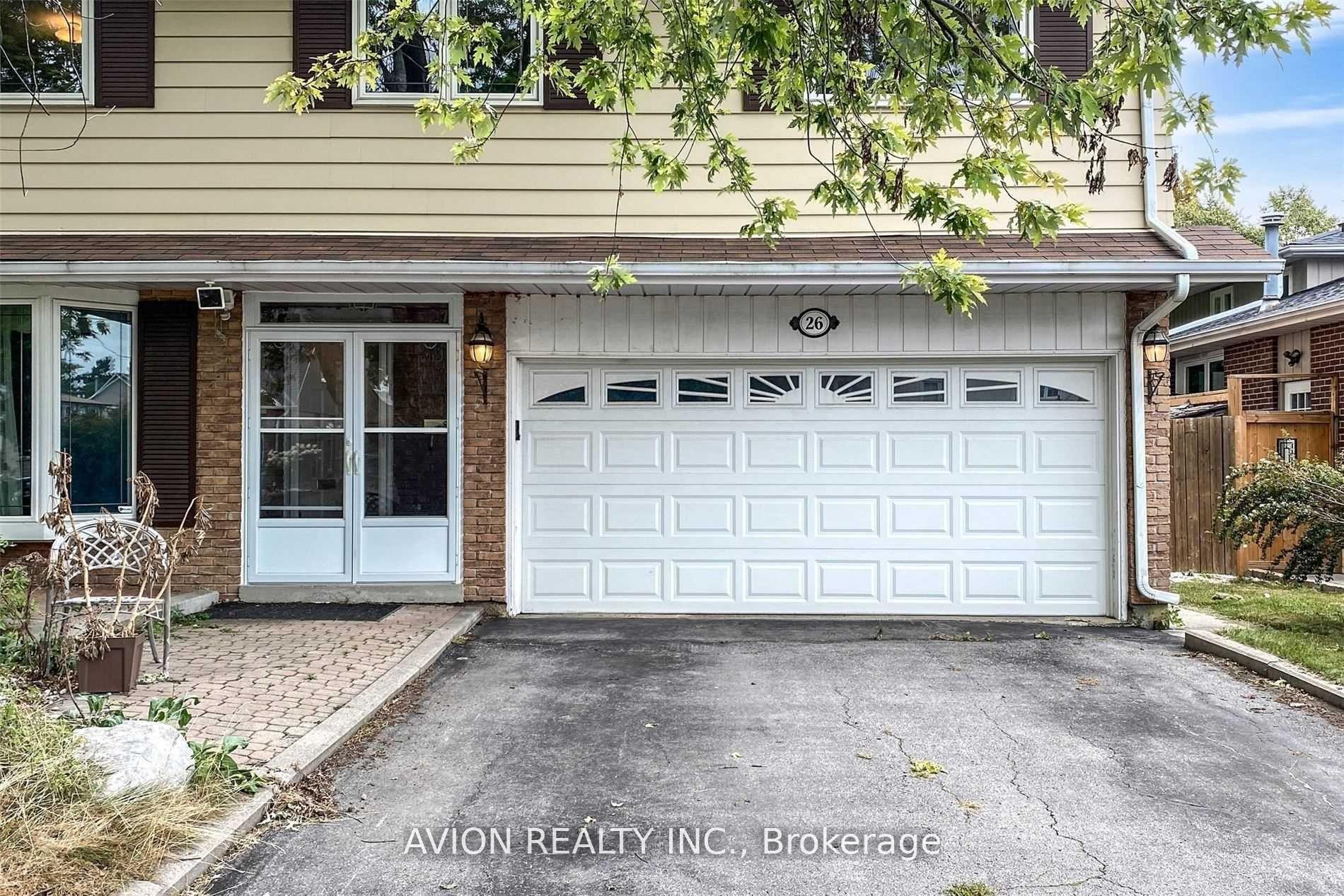 Front of Unit Bsmt, 26 Hemingway Crescent