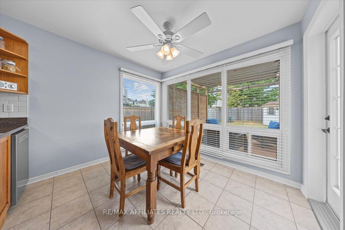 Photo 17 of 605 Falwyn Crescent, Ottawa, Fallingbrook/Ridgemount — HOMEH