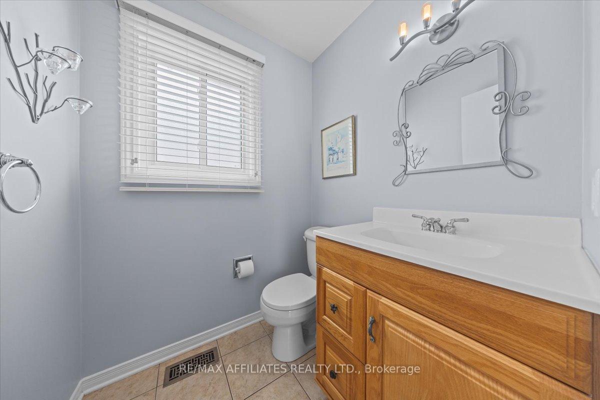 Photo 22 of 605 Falwyn Crescent, Ottawa, Fallingbrook/Ridgemount — HOMEH