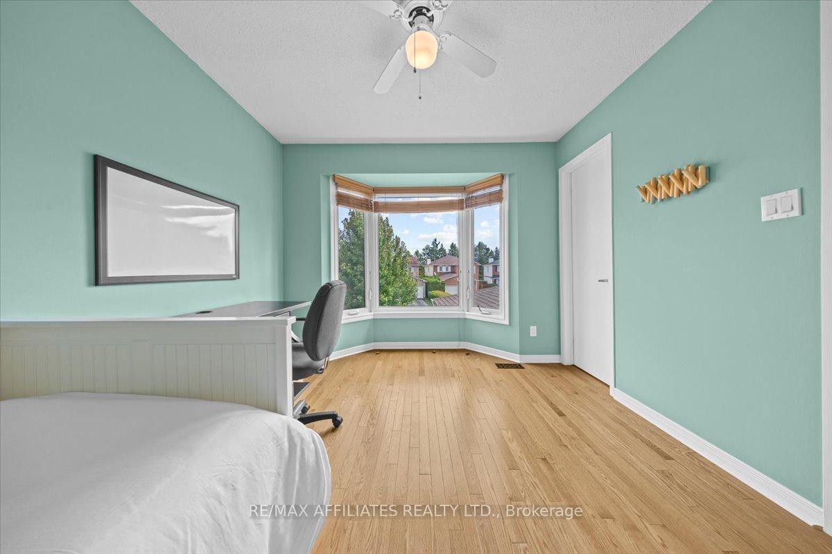 Photo 37 of 605 Falwyn Crescent, Ottawa, Fallingbrook/Ridgemount — HOMEH