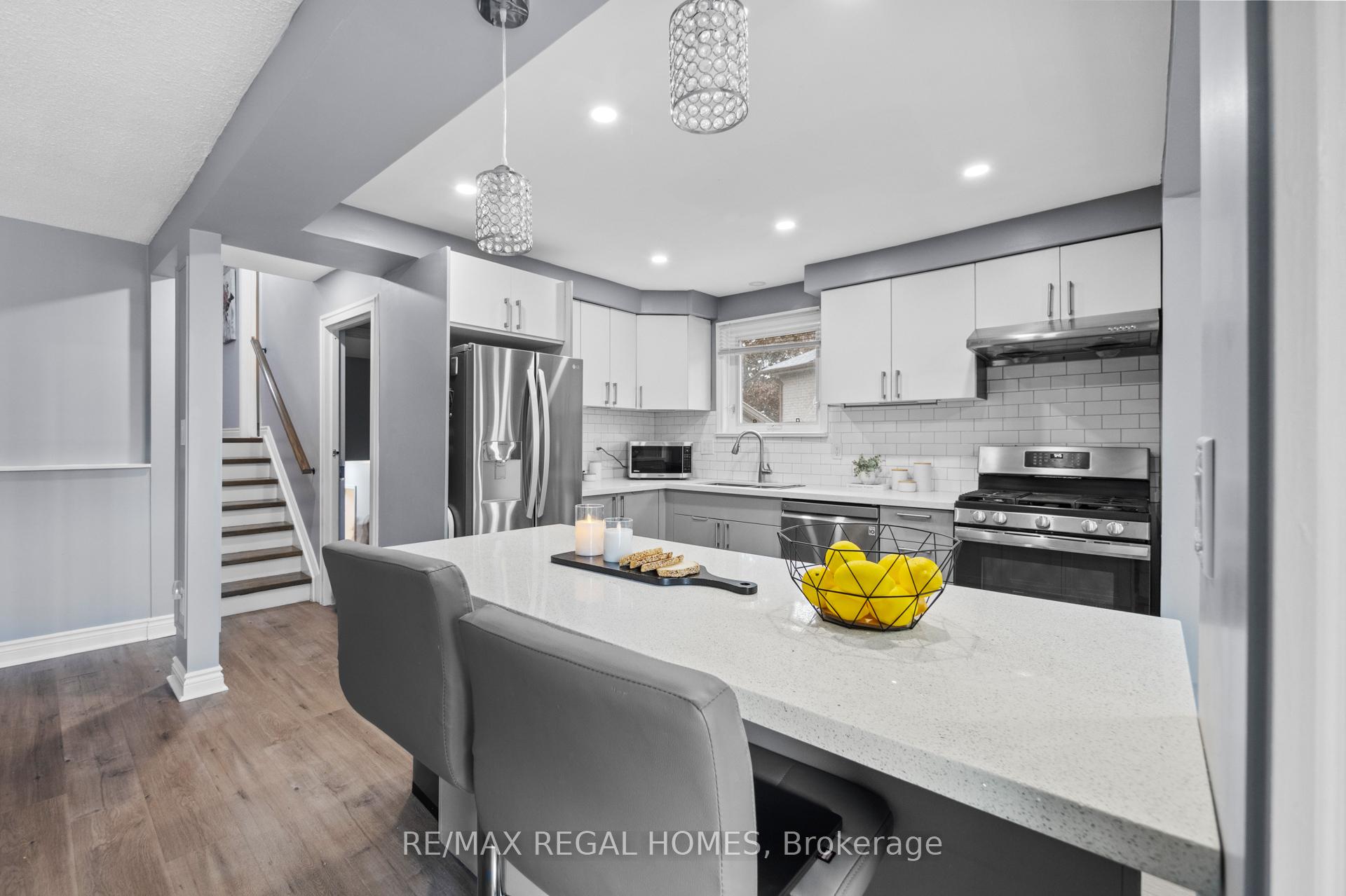 Photo 7 of 635 Capilano Crescent, Oshawa, Donevan — HOMEH