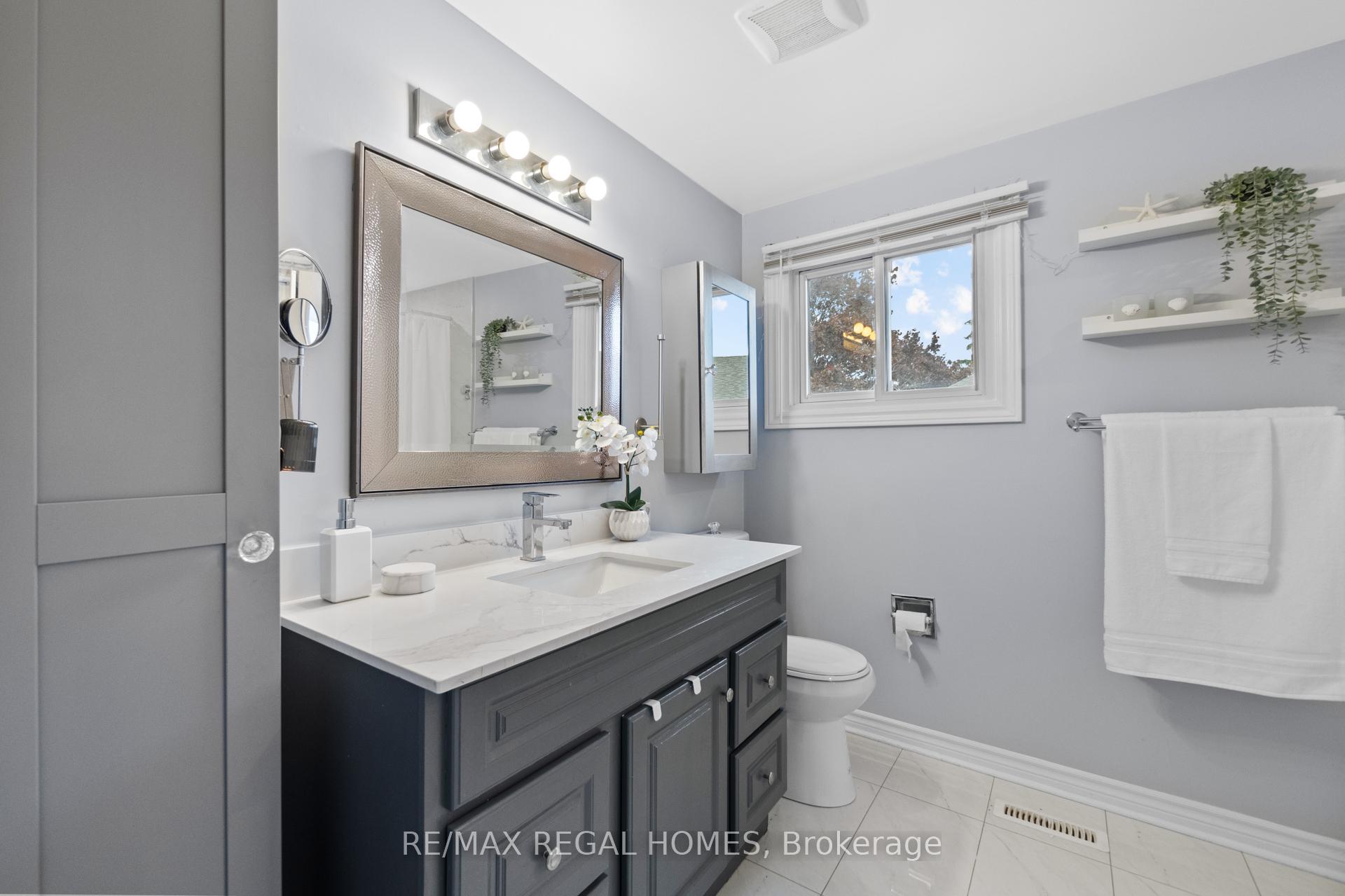 Photo 11 of 635 Capilano Crescent, Oshawa, Donevan — HOMEH