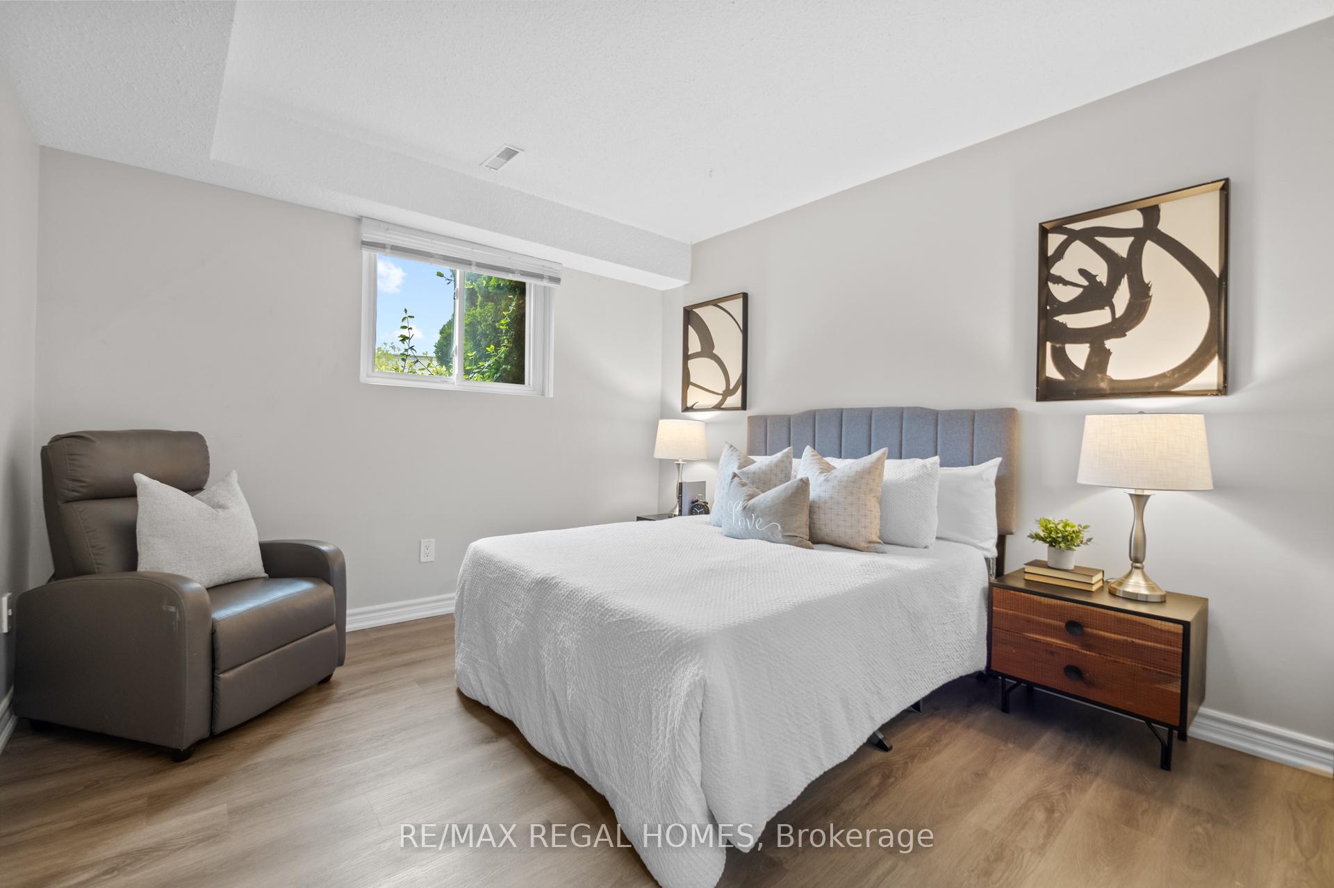Photo 15 of 635 Capilano Crescent, Oshawa, Donevan — HOMEH