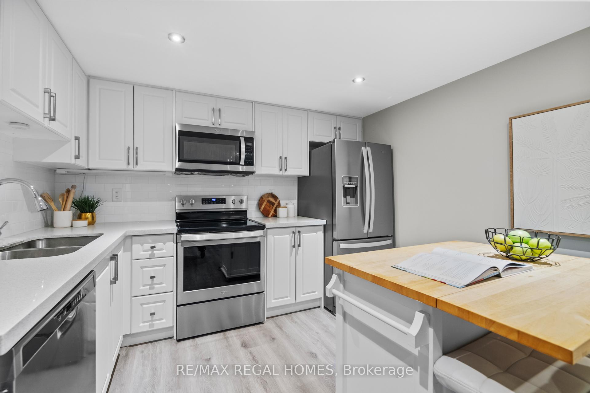 Photo 17 of 635 Capilano Crescent, Oshawa, Donevan — HOMEH